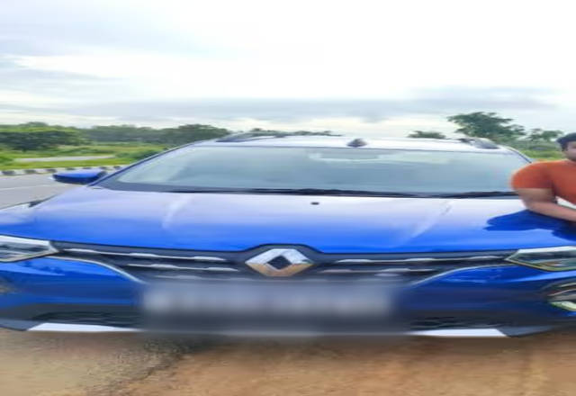 https://images10.gaadi.com/usedcar_image/4498534/original/d6f9d983-ea97-4c96-b115-2dcec1ca7d68.?imwidth=6401
