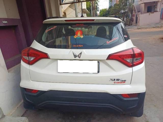 https://images10.gaadi.com/usedcar_image/4498643/original/processed_35a21bc7-9a24-4695-bb20-79a3ea8ae380.jpg?imwidth=6402