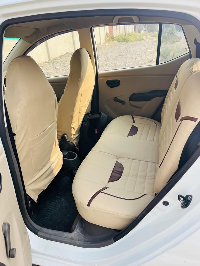 Hyundai i10 Era Second-hand 2011 Hyundai i10 Era for sale in Aurangabad-6