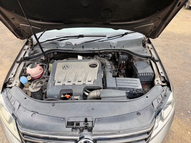 Second-hand 2011 Volkswagen Passat Diesel Comfortline AT for sale in Aurangabad-1