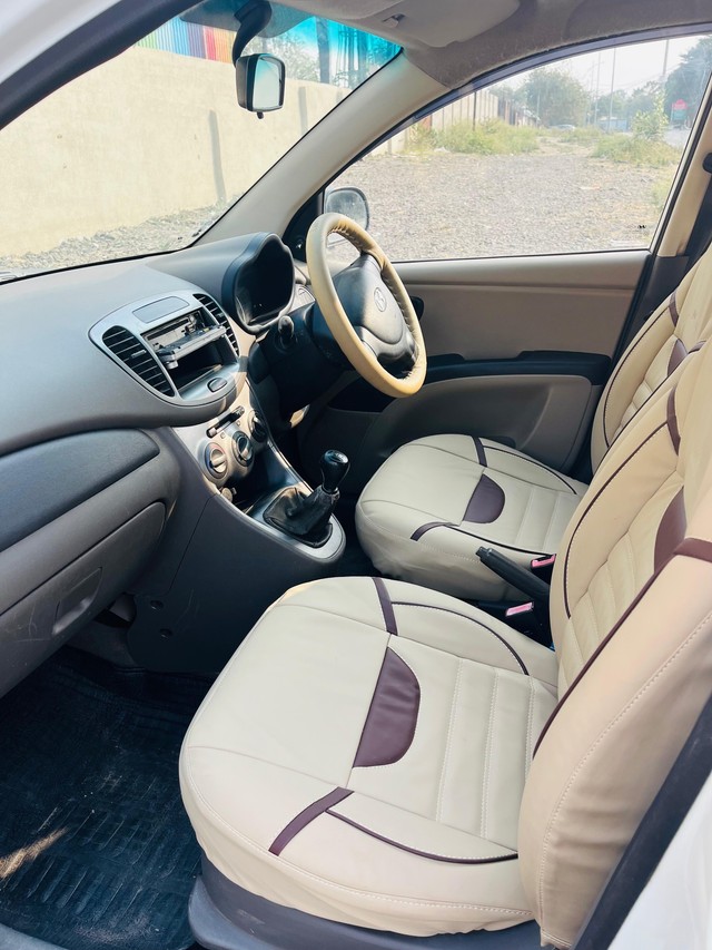 Hyundai i10 Era Second-hand 2011 Hyundai i10 Era for sale in Aurangabad-5