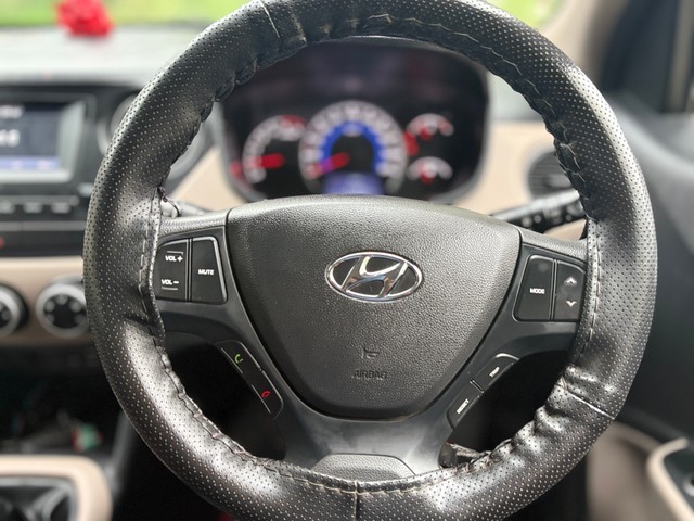 Hyundai Grand i10 CRDi Sportz Second-hand 2017 Hyundai Grand i10 CRDi Sportz for sale in Aurangabad-11