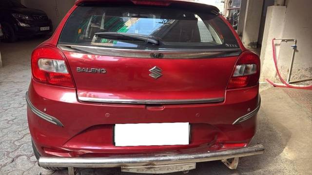 https://images10.gaadi.com/usedcar_image/4499103/original/processed_34ed94cc-f50c-470b-aca2-97f918933b91.jpeg?imwidth=6401