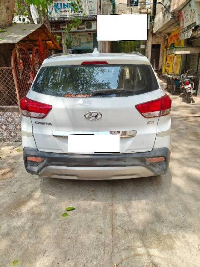 https://images10.gaadi.com/usedcar_image/4499275/original/processed_12ce278f-2241-4381-a12b-b03e0df39b26.jpg?imwidth=6401