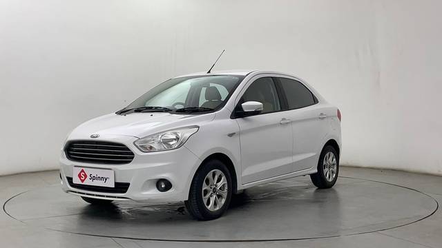 https://images10.gaadi.com/usedcar_image/4499285/original/6480375549b1d82122bd021e60931cf2.JPG?imwidth=6400