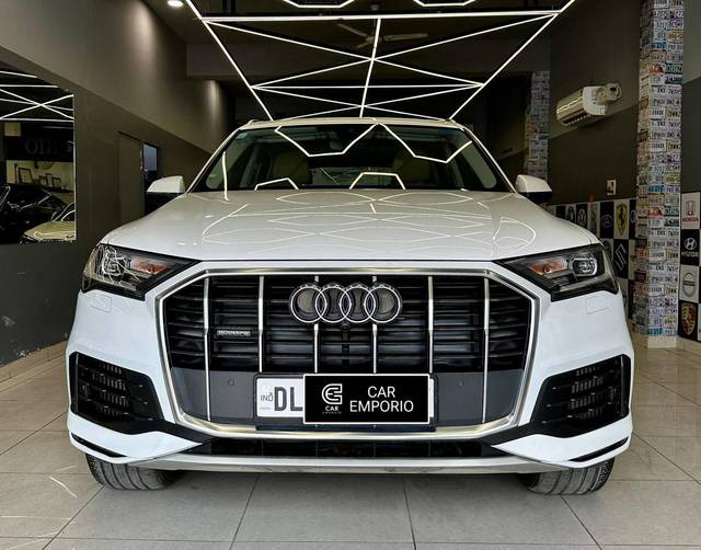 https://images10.gaadi.com/usedcar_image/4499324/original/processed_b744b63e49256c30dab52d1718c6c0f8.jpg?imwidth=6400