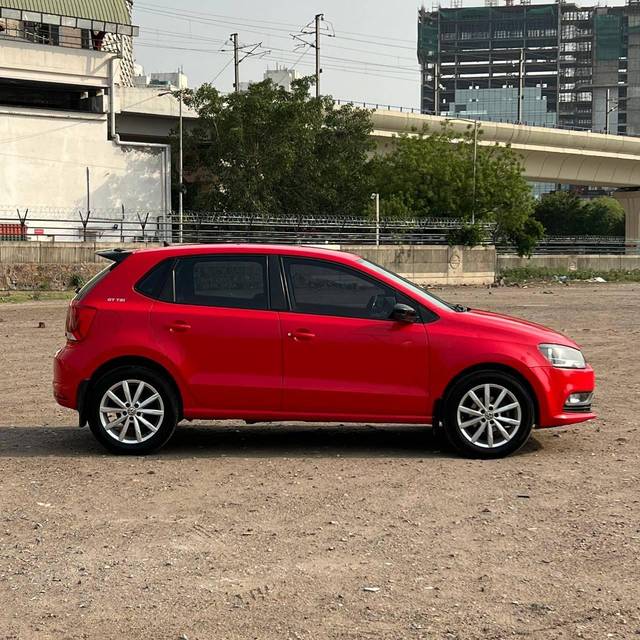 https://images10.gaadi.com/usedcar_image/4499661/original/processed_946e6ef7c5280a8fe0211f05baeb4583.jpg?imwidth=6401