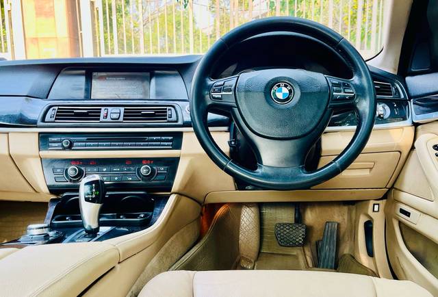 https://images10.gaadi.com/usedcar_image/4499992/original/fb61ee04892640059244395ed157d0ed.jpg?imwidth=6402