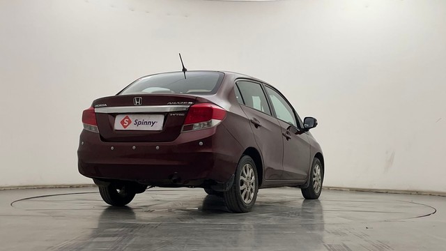 Second-hand 2013 Honda Amaze VX i-VTEC for sale in Hyderabad-3