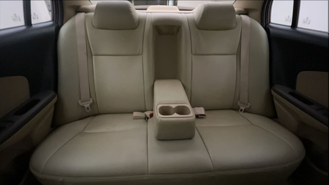 Second-hand 2013 Honda Amaze VX i-VTEC for sale in Hyderabad-26