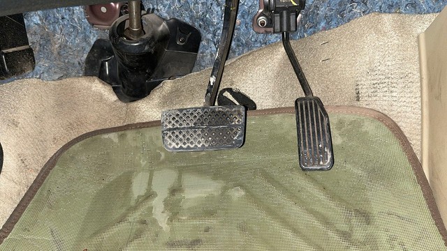 Second-hand 2013 Honda Amaze VX i-VTEC for sale in Hyderabad-14