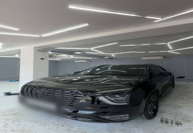 https://images10.gaadi.com/usedcar_image/4500740/original/83583396-ec52-4c4a-a442-c5edd9653f07.?imwidth=6400
