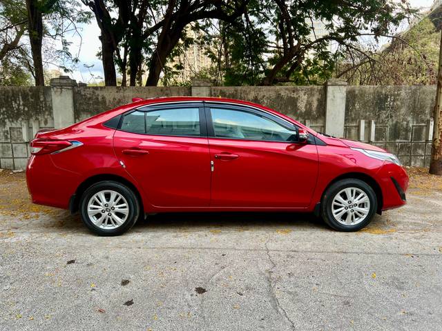 https://images10.gaadi.com/usedcar_image/4500931/original/570a71548b8cbca0d859c5239edbf439.jpg?imwidth=6401