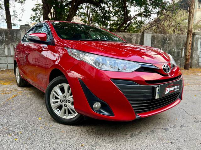 https://images10.gaadi.com/usedcar_image/4500931/original/processed_425eb9d14ab0816d5e2ca64fe102b38f.jpg?imwidth=6400