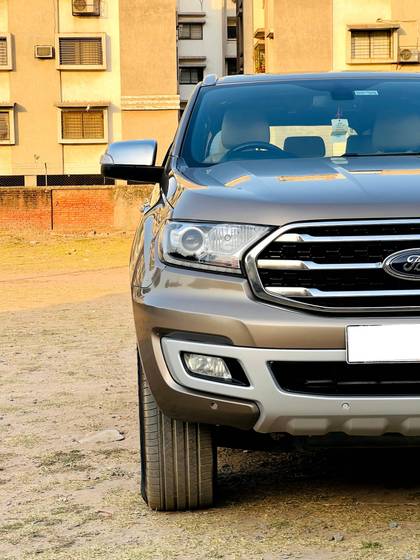 Ford Endeavour Titanium Plus 4X2 Ford Endeavour Titanium Plus 4X2