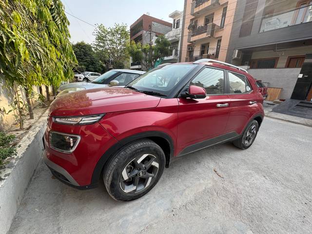 https://images10.gaadi.com/usedcar_image/4501110/original/65c1e298-acb2-4cba-9b0e-edefffda54f1.jpg?imwidth=6400