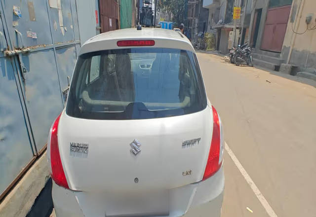 https://images10.gaadi.com/usedcar_image/4501121/original/5cbb11e4-4121-442d-add6-3b20abbbae56.?imwidth=6401