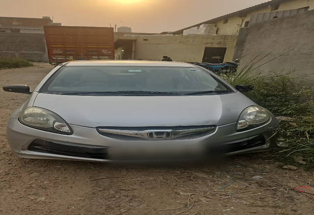 https://images10.gaadi.com/usedcar_image/4501193/original/1fa6dd38-6d35-4b6e-a12b-5c95c49b4a5a.?imwidth=6400
