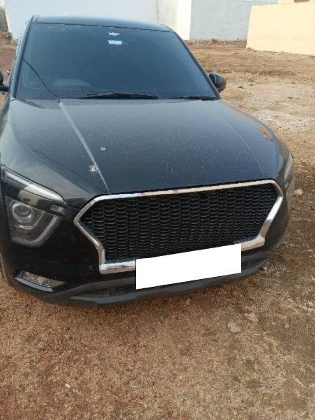 https://images10.gaadi.com/usedcar_image/4501471/original/processed_574157a9-96d0-4495-b53a-a4559d94eda1.jpg?imwidth=6400