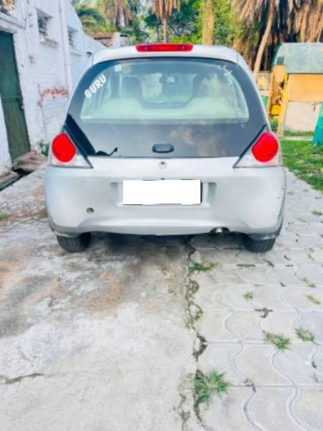 https://images10.gaadi.com/usedcar_image/4501610/original/processed_e8d03f44-61c0-4bae-a3dd-72b03254e25f.jpeg?imwidth=6402