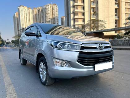 Toyota Innova Crysta 2.4 G MT