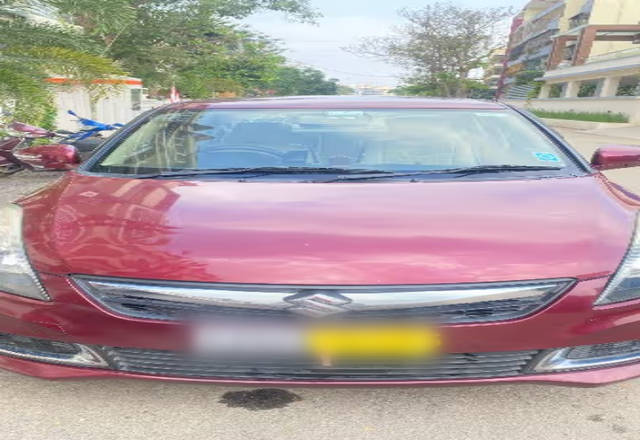 https://images10.gaadi.com/usedcar_image/4501939/original/640cb936-3fa6-439f-8227-568cb243d7f2.?imwidth=6400