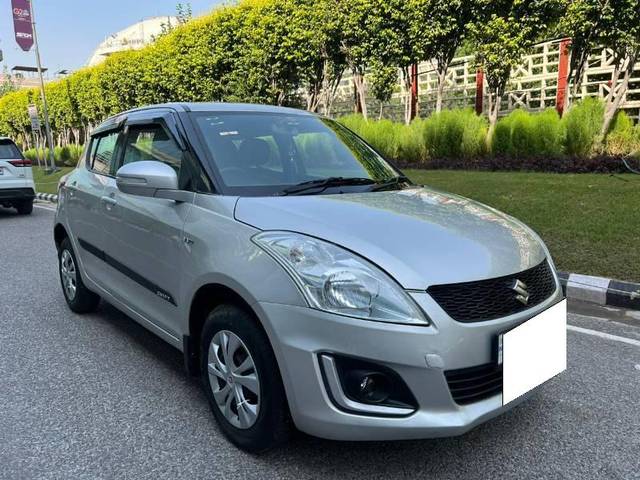 https://images10.gaadi.com/usedcar_image/4501985/original/processed_15249f6b-a6b4-4689-a41a-6dce8f0fff06.jpg?imwidth=6400