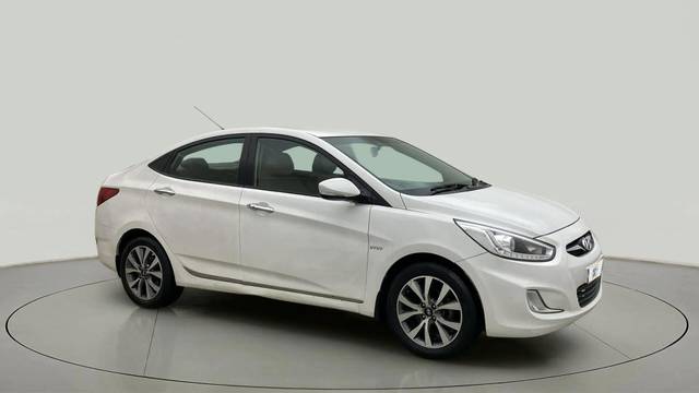 https://images10.gaadi.com/usedcar_image/4501986/original/ae79d479f03e49488b44d5c3c74d45ce.jpg?imwidth=6400
