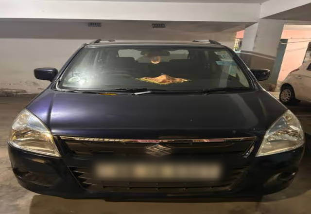 https://images10.gaadi.com/usedcar_image/4502035/original/df0ae1be-f67f-455d-a5e8-2787374d76eb.?imwidth=6400