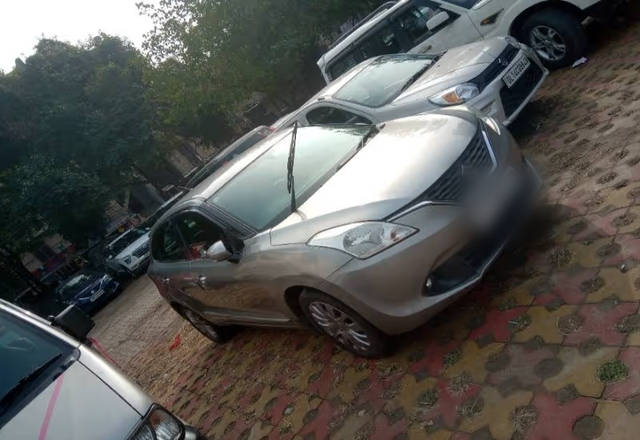 https://images10.gaadi.com/usedcar_image/4502452/original/8558da84-dd76-4621-b717-4910f0f903dc.?imwidth=6402