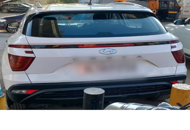 https://images10.gaadi.com/usedcar_image/4502499/original/1ed0fb47-4127-4384-b860-2e9810d7e691.?imwidth=6402