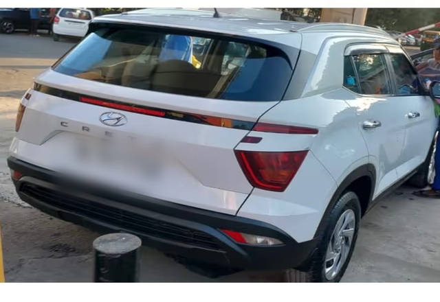 https://images10.gaadi.com/usedcar_image/4502499/original/a63a9ac2-bd10-4c76-bc99-cbdbd7e89ea7.?imwidth=6401