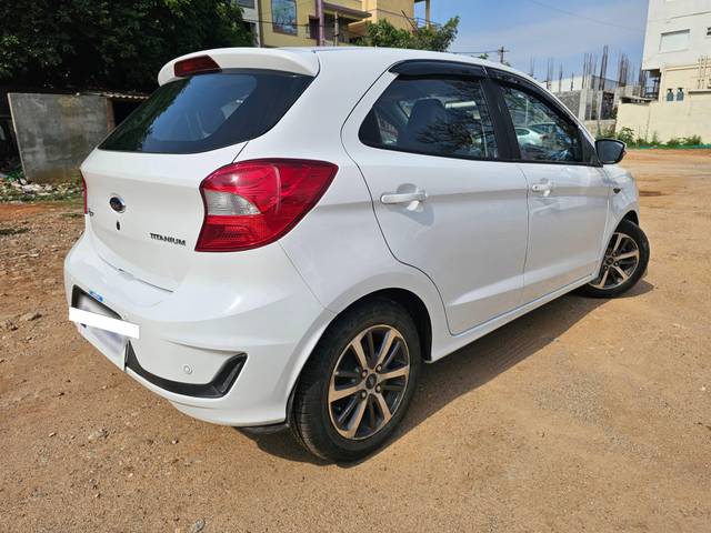 https://images10.gaadi.com/usedcar_image/4502601/original/processed_0acb1ce778cb296d7a81d59c9efc4763.jpg?imwidth=6402