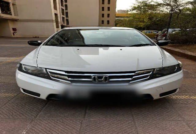 https://images10.gaadi.com/usedcar_image/4502661/original/dd1ed958-f324-4c55-a310-c558c562c8d0.?imwidth=6400