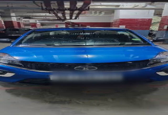 https://images10.gaadi.com/usedcar_image/4502674/original/3f88667f-b66d-4fe4-b869-b29f13c18869.?imwidth=6400