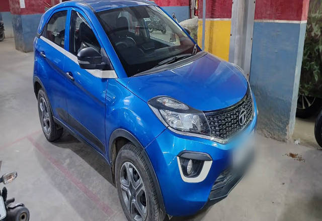 https://images10.gaadi.com/usedcar_image/4502674/original/d1d80b28-5705-460d-a563-1df854527055.?imwidth=6400