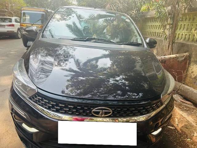 https://images10.gaadi.com/usedcar_image/4503106/original/processed_69145627-c6f1-4541-919e-89765f064cd9.jpeg?imwidth=6402