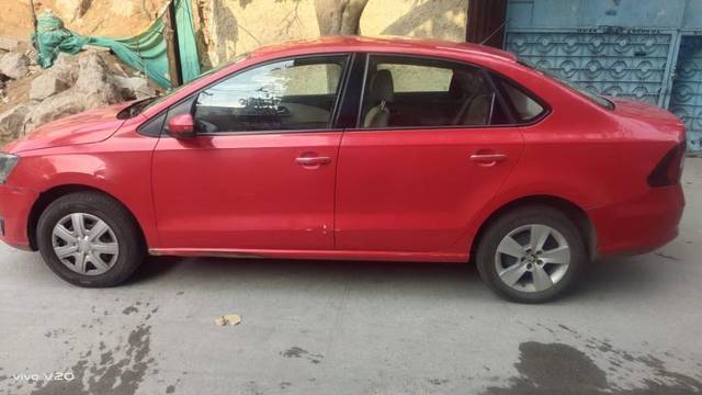 https://images10.gaadi.com/usedcar_image/4503308/original/processed_9689ed88-7e7c-4ef0-95d9-e0d508b91fb1.jpg?imwidth=6401