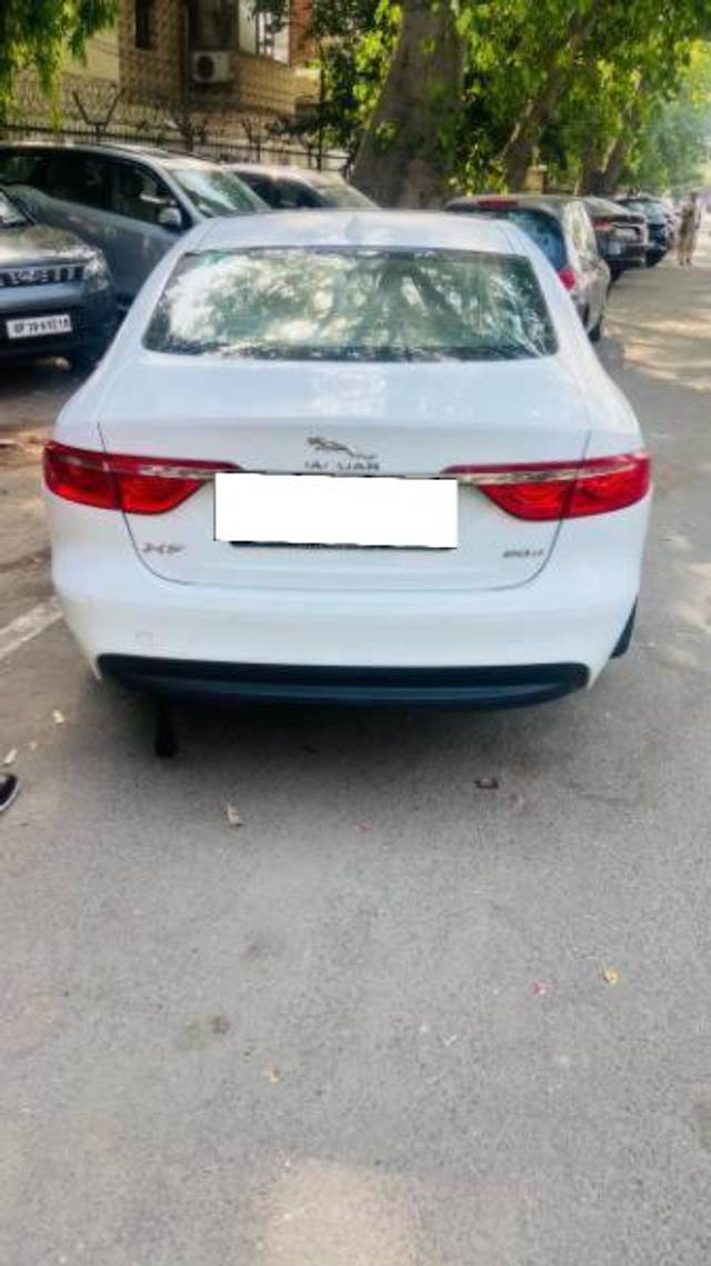https://images10.gaadi.com/usedcar_image/4503311/original/processed_3b88f840-c3ee-49d2-a4eb-5075c1f2bfd8.jpg?imwidth=6401