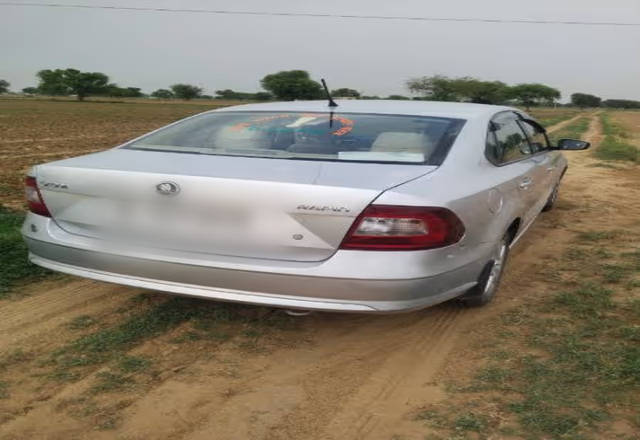https://images10.gaadi.com/usedcar_image/4503457/original/ea806c4b-0c67-4d23-9fa1-4383d9fabdf8.?imwidth=6401