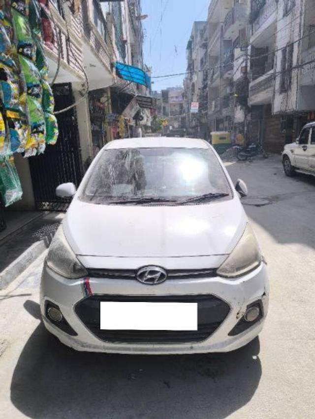 https://images10.gaadi.com/usedcar_image/4503462/original/processed_e414370e-2869-43b5-ab3d-883bee759065.jpg?imwidth=6400
