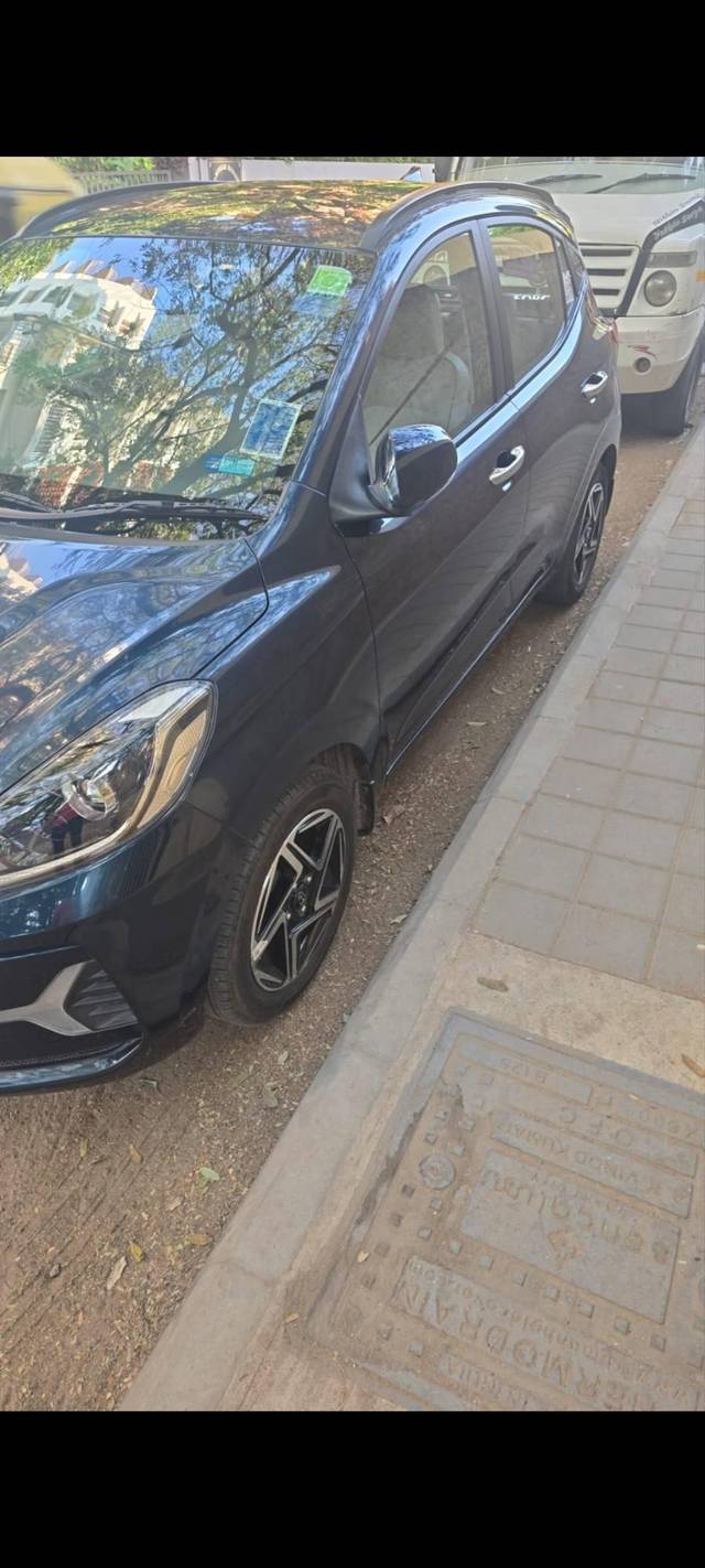 https://images10.gaadi.com/usedcar_image/4503517/original/processed_1864457921613598bbca162799fdc5b9.jpg?imwidth=6400