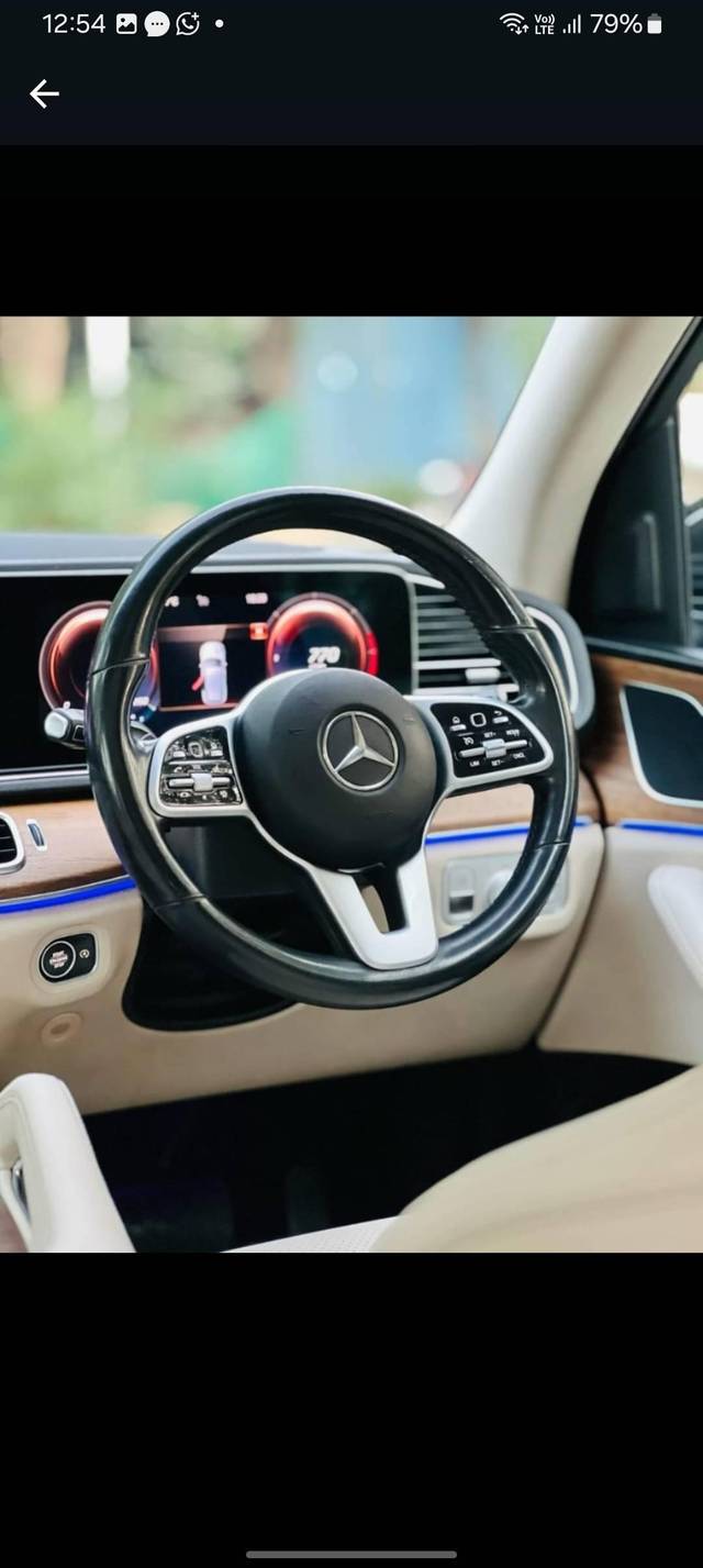 https://images10.gaadi.com/usedcar_image/4503522/original/processed_9b1c2eaeddc4517807e858ef203face2.jpg?imwidth=6401