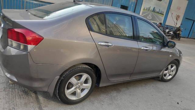 https://images10.gaadi.com/usedcar_image/4503759/original/processed_dc45ea1682589d00d20de65b1b61246e.jpg?imwidth=6401
