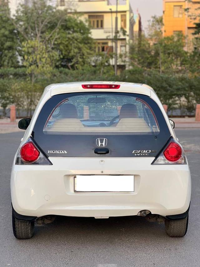 https://images10.gaadi.com/usedcar_image/4503860/original/processed_950ae6d4c9fe61e6eab2ba4e84e67085.jpg?imwidth=6402