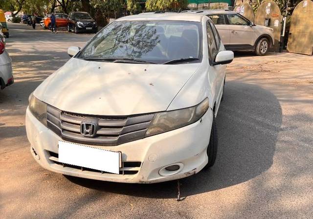 https://images10.gaadi.com/usedcar_image/4504054/original/processed_c461afbc-27bb-4f85-ab7d-77366bb1bbbb.jpeg?imwidth=6400