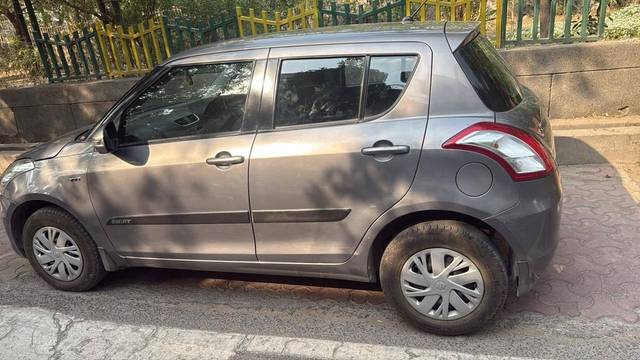 https://images10.gaadi.com/usedcar_image/4504063/original/processed_001d32bb-c6c4-48cb-ba91-0af811d6734f.jpg?imwidth=6402