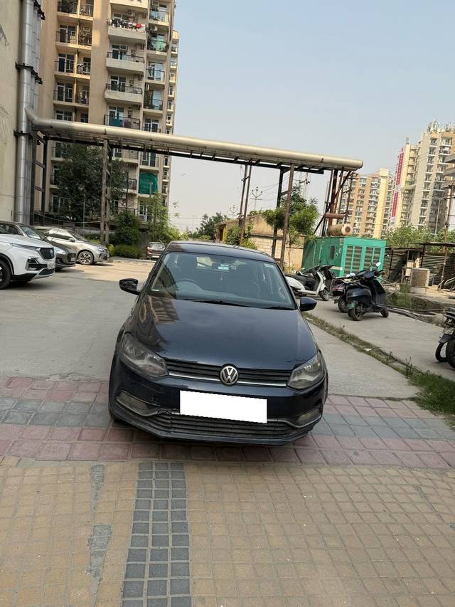 https://images10.gaadi.com/usedcar_image/4504421/original/processed_4bc15d68-f48e-408e-a705-219427a434ea.jpg?imwidth=6401