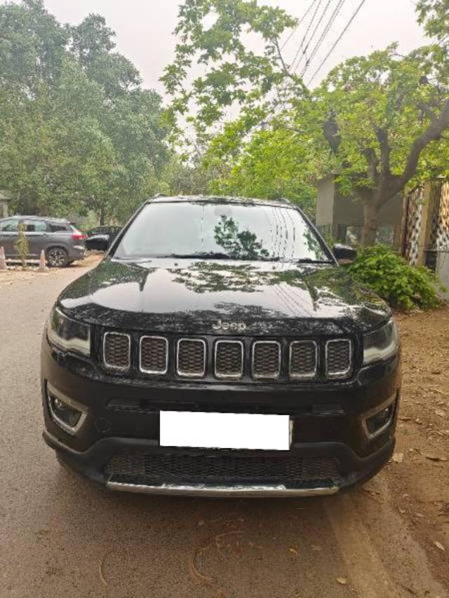 https://images10.gaadi.com/usedcar_image/4504425/original/processed_dc68ecf4-200a-4b60-ac56-2c78aad57f1b.jpg?imwidth=6400