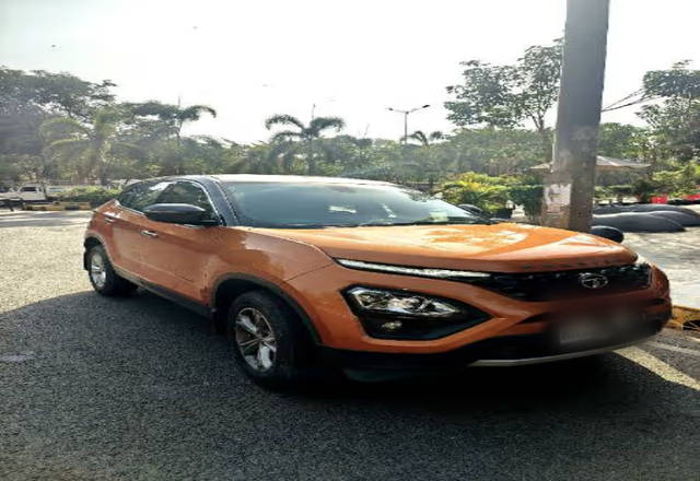 https://images10.gaadi.com/usedcar_image/4504508/original/eab5cf44-d28a-4015-bff1-092e2c850788.?imwidth=6400